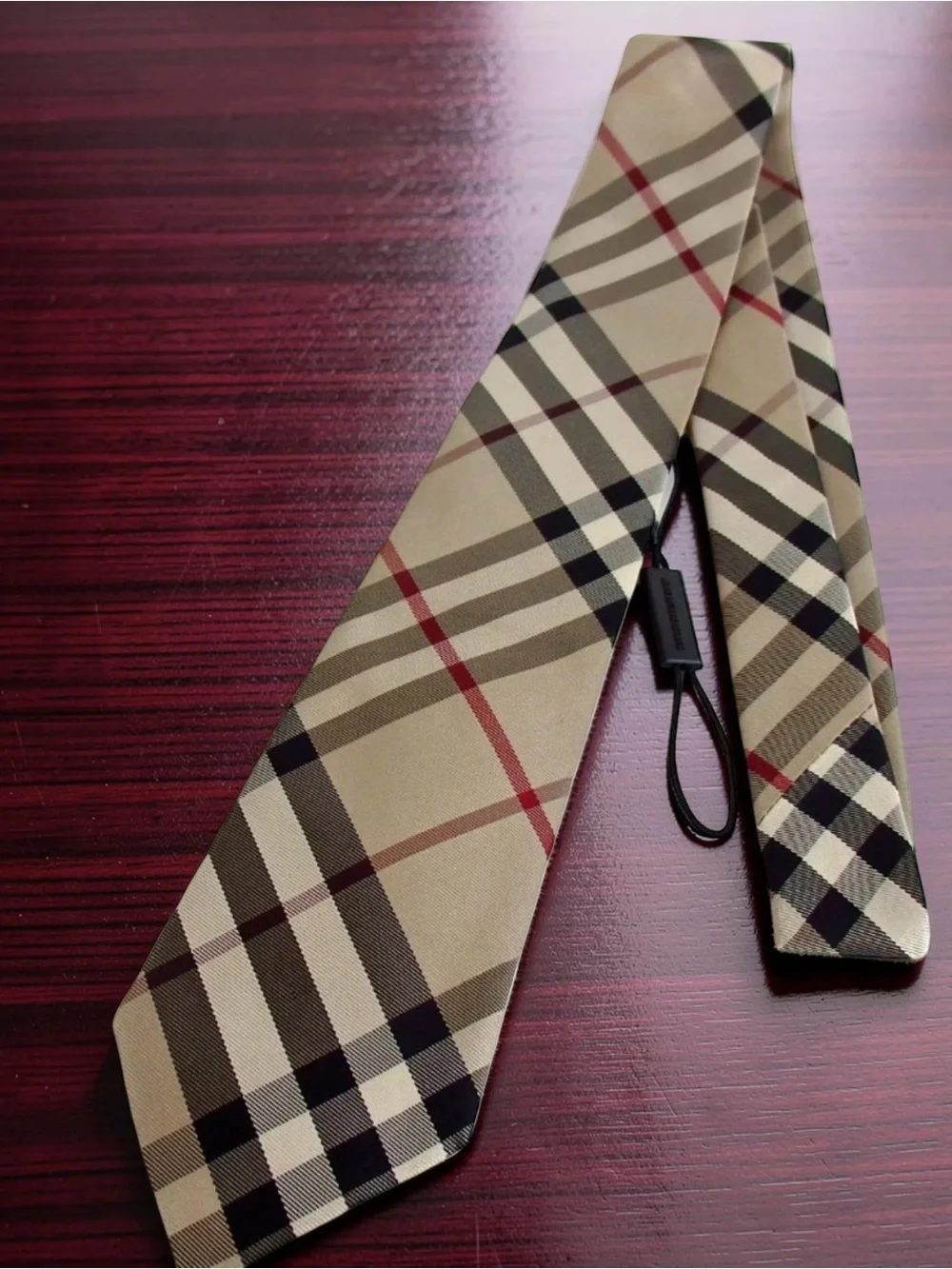 Burberry pre owned
